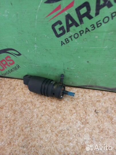 Мотор стеклоомывателя Mercedes-Benz E240 Ат