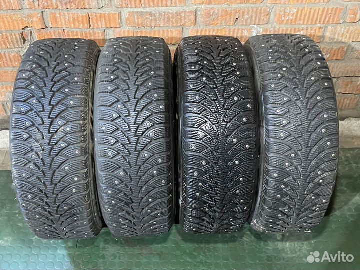 Nokian Tyres Hakkapeliitta 4 195/65 R15 94T