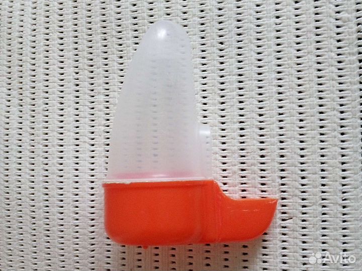 Поилка для птиц