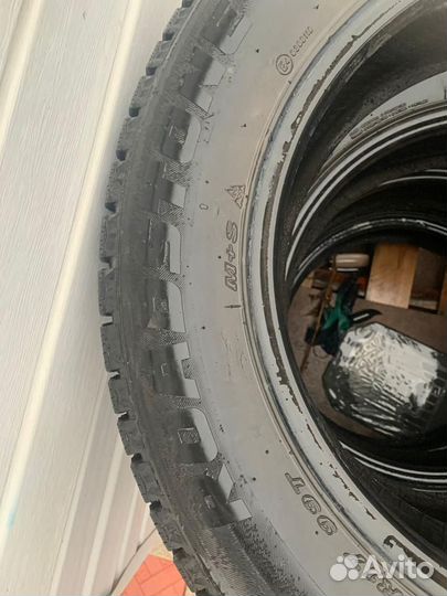 Roadstone Winguard 225/60 R17 98B