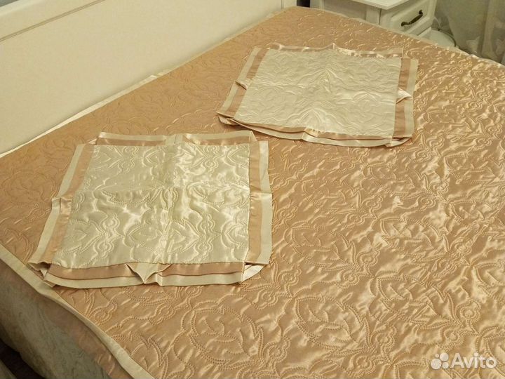 Покрывало на 1,5 спальную кровать
