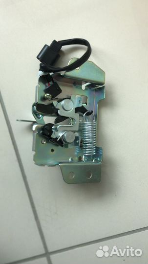 Замок капота mitsubishi pajero 06/outlander XL 06