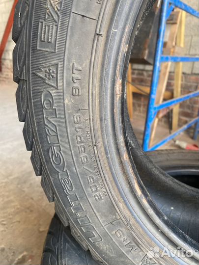 Goodyear UltraGrip Extreme 205/55 R16