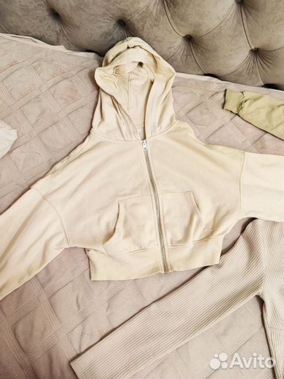 Кофты женские