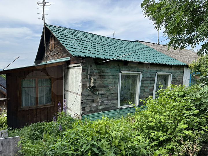 Дом 40 м² на участке 6,8 сот.