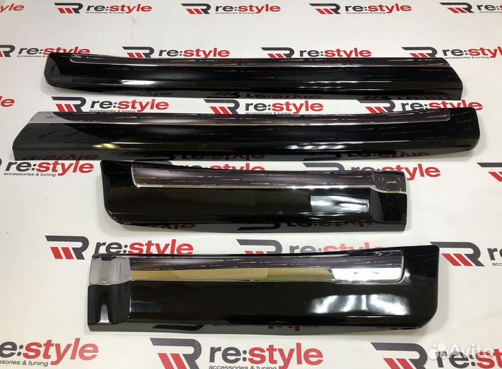 Молдинги дверей Toyota Land Cruiser 200