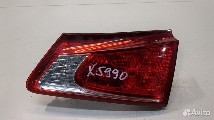 Фонарь крышки багажника Lexus IS, 2010