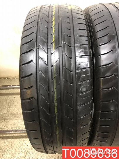 Goodyear EfficientGrip 235/60 R17 102V