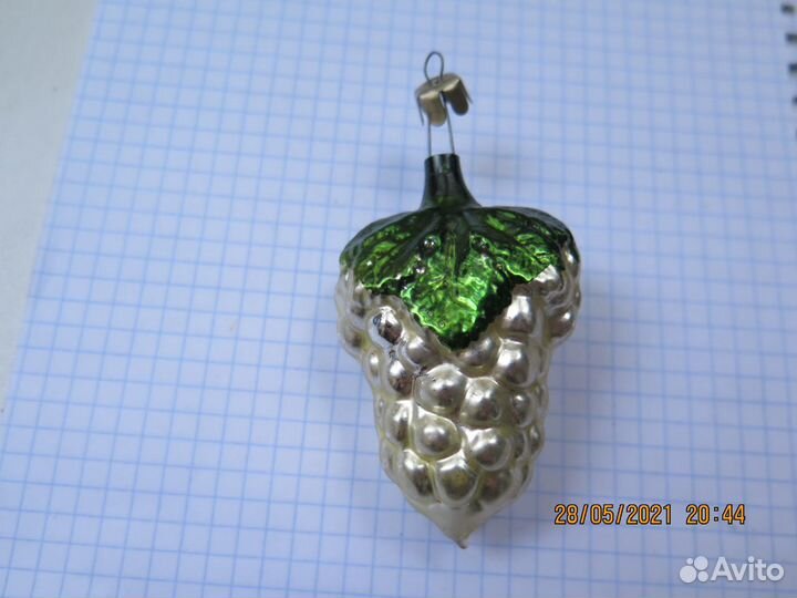 Ёлочная игрушка гроздь винограда, 60-е. СССР