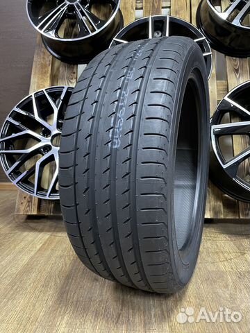 Yokohama Advan Sport V105S 255/40 R18 95Y