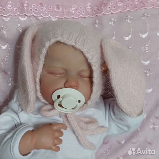 Шапочка-зайка и пинетки для новорождённого