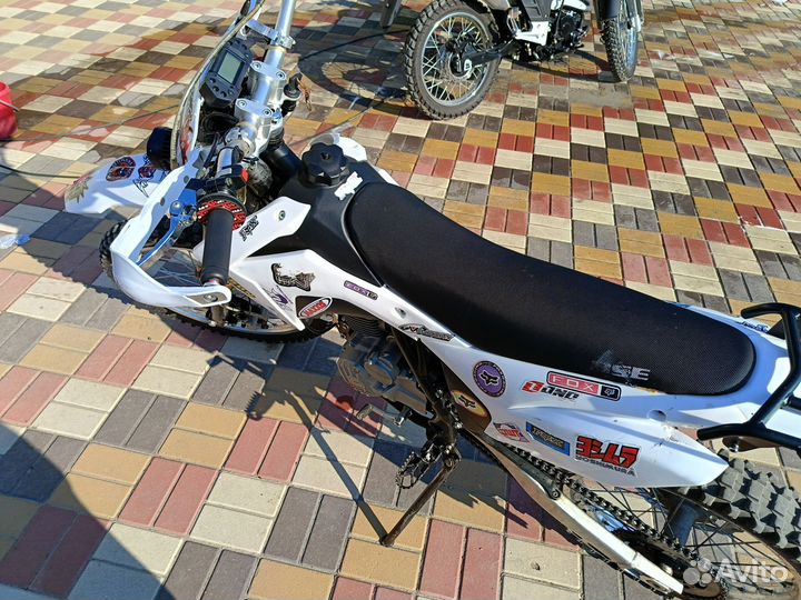 BSE J1 250