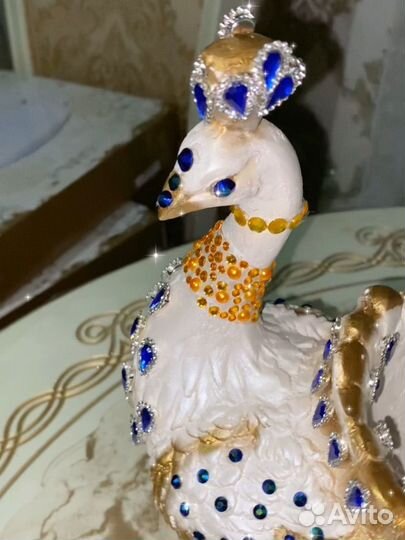 Павлин ваза для фруктов