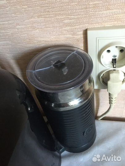 Капсульная кофемашина delonghi nespresso