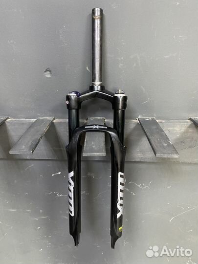 Вилка велосипедная 26 sr suntour