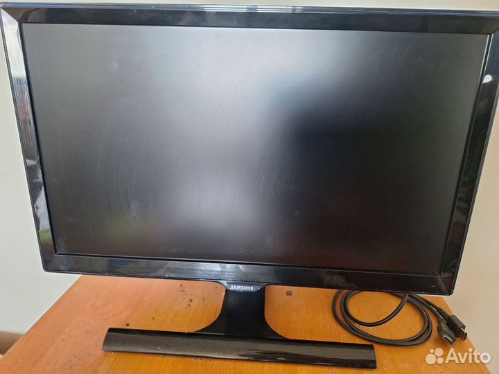 Монитор samsung 21,5