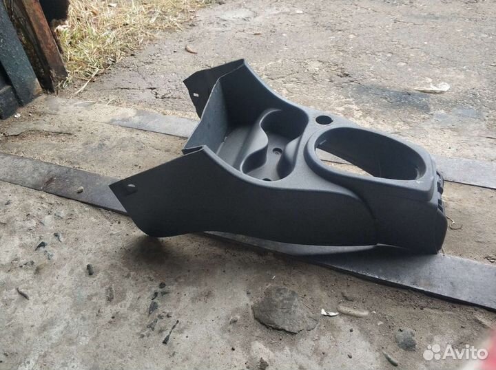 Консоль кпп renault logan