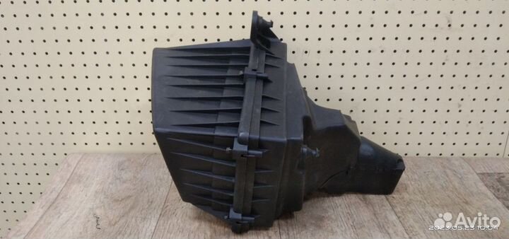 Корпус воздушного фильтра Ford Focus II