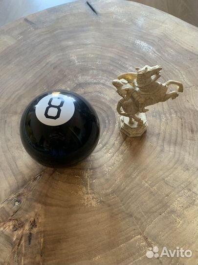 Шар предсказаний и шахматный конь Гарри Поттер