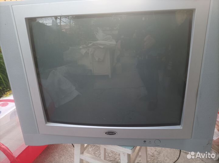 Телевизор на запчасти