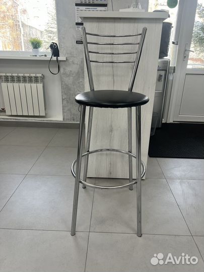 Барный стул