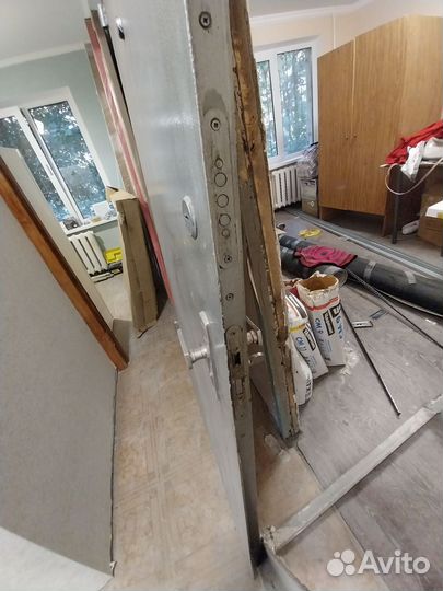 Дверь входная железная бу