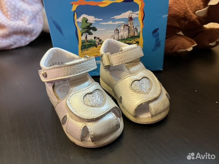 Сандали для девочки 17 размер