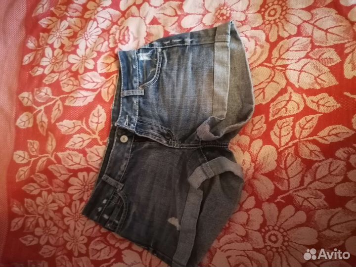 Джинсовые шорты