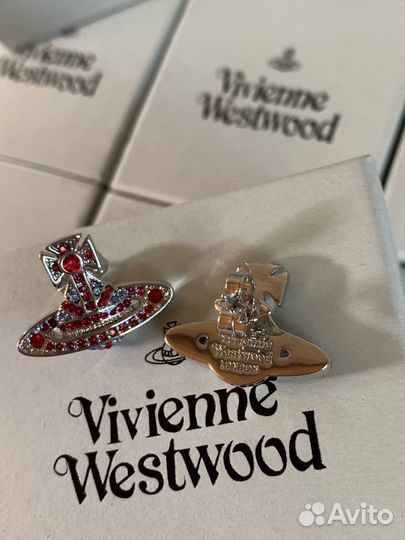 Серьги гвоздики Vivienne Westwood