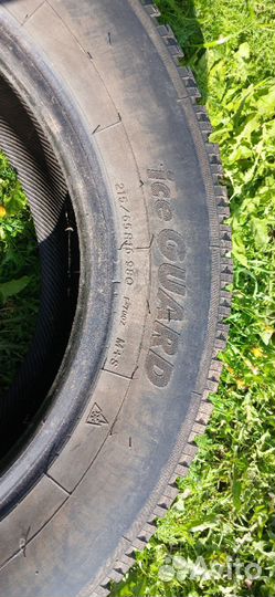 Yokohama Ice Guard IG60 215/65 R16