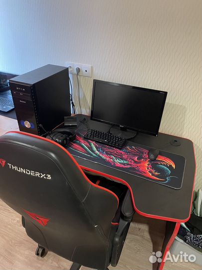 Игровой стол