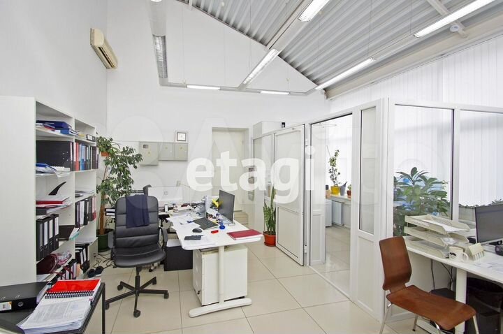 Офис в центре с арендаторами 113.8 м²без комиссии