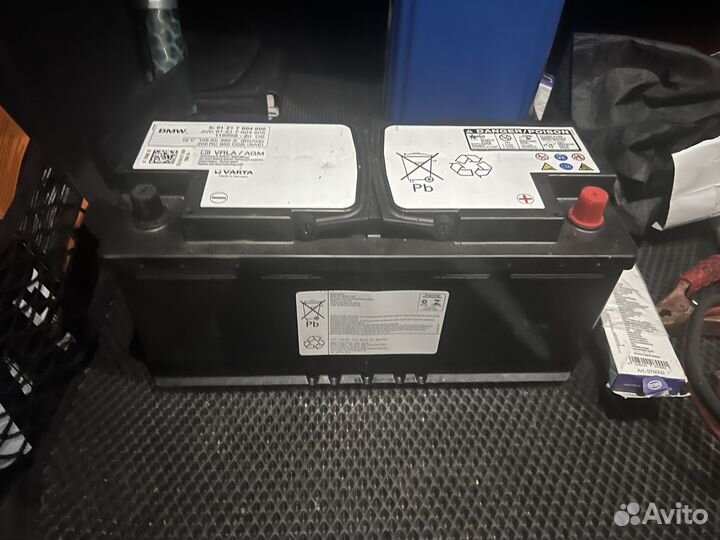 Аккумулятор автомобильный BMW f16