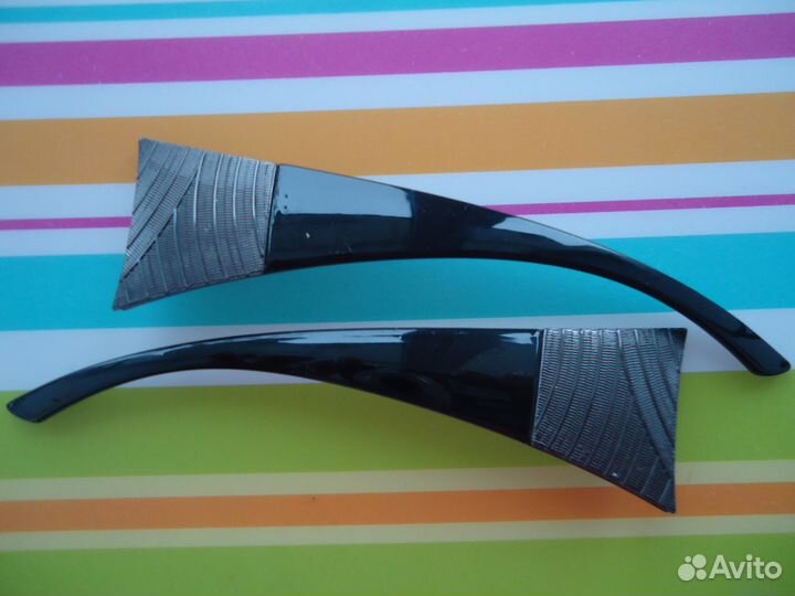 Заушники к солнечным очкам эффектные