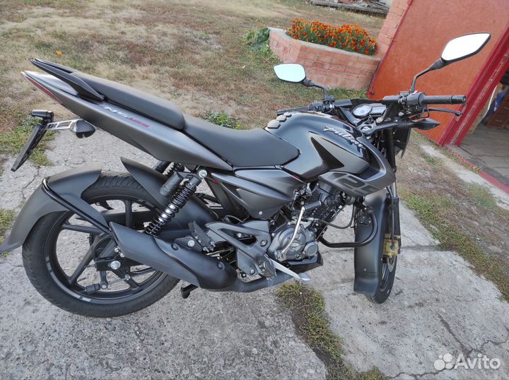 Bajaj pulsar ns 125