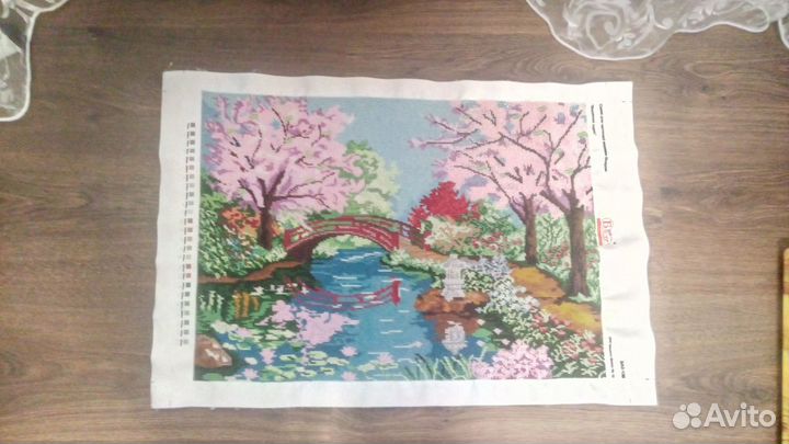 Картина вышитая чешским бисером