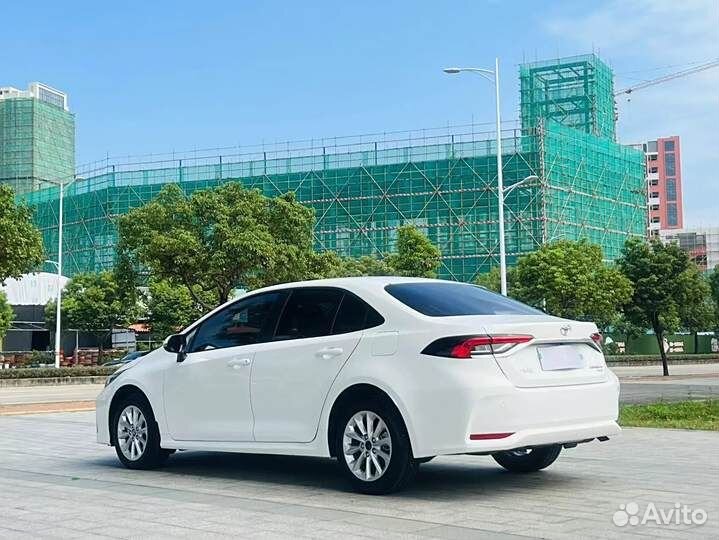 Toyota Corolla 1.2 CVT, 2021, 32 000 км