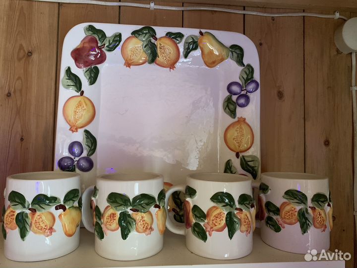 Набор из 4 кружек и поднос 39*39 см Royal norfolk