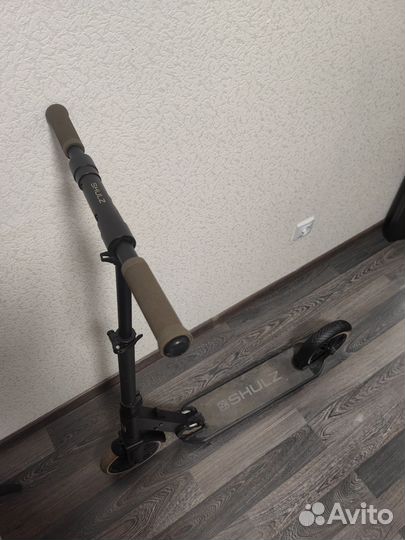 Самокат Shulz 200 pro