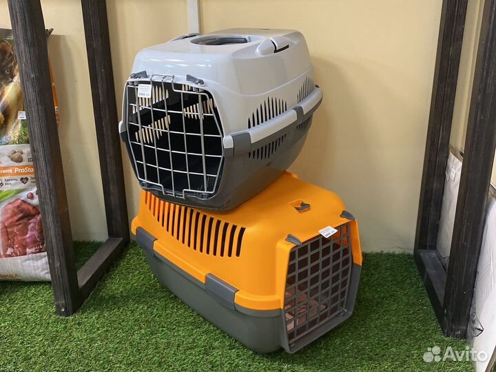 Переноска для собак и кошек