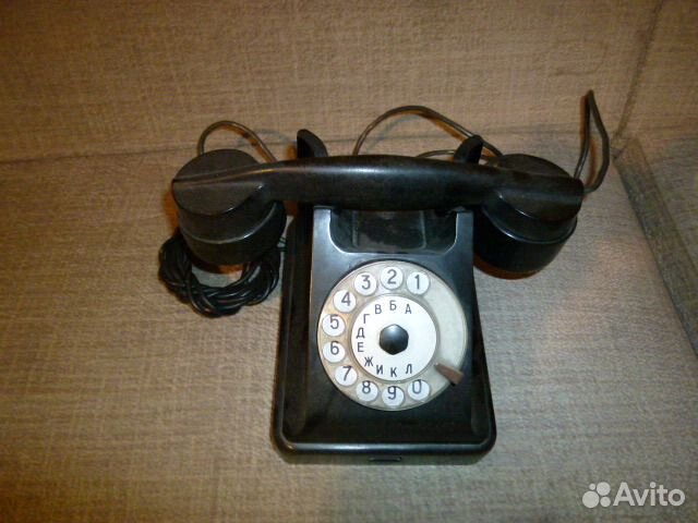 Телефон бакелитовый СССР отличное сост черный