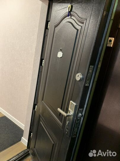 Металлическая дверь бу