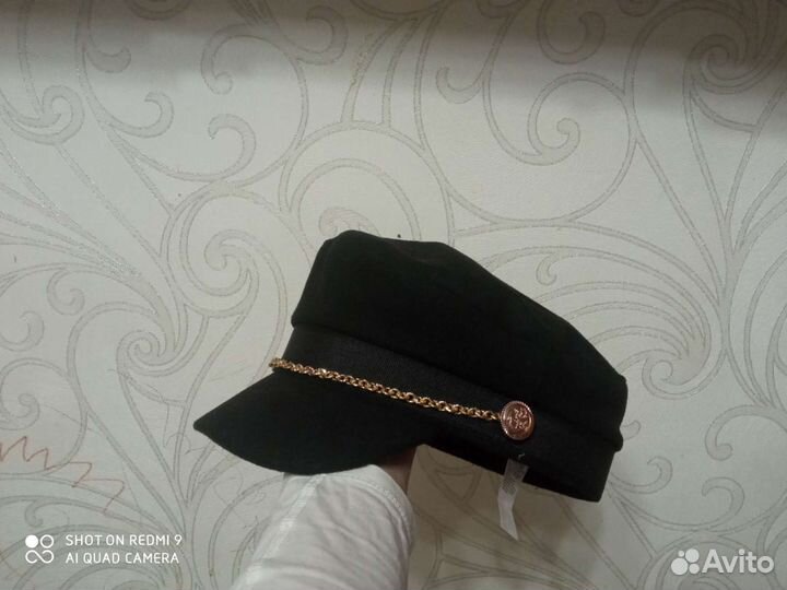 Кепка женская.Zolla