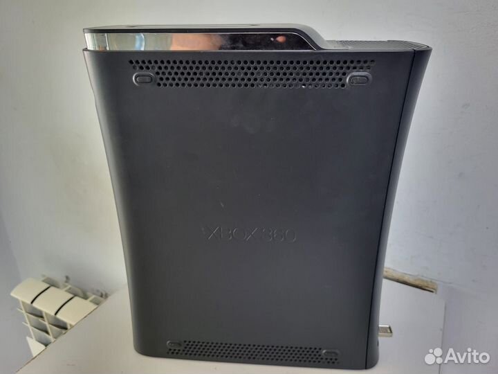 Xbox 360 Slim