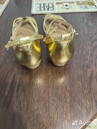 Туфли для бальных танцев