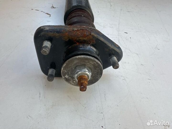 Амортизатор подвески задний правый Bmw X3 E83