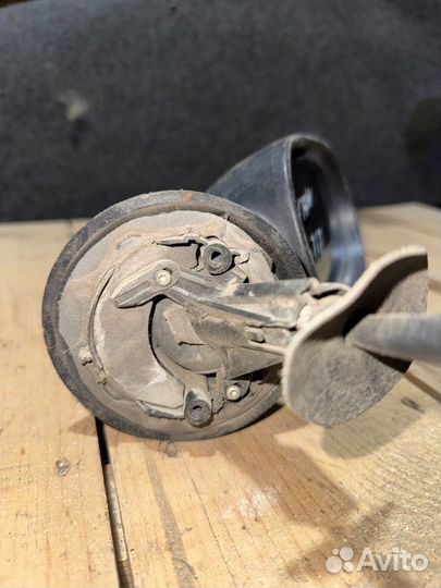 Зеркало правое Renault Logan седан 1.4 2007