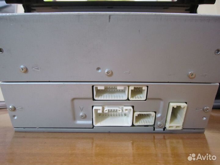 Магнитола Tayota Land Cruiser 200 оригинальная