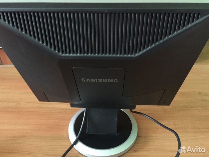 ЖК монитор для пк Samsung Sync Master 740BF