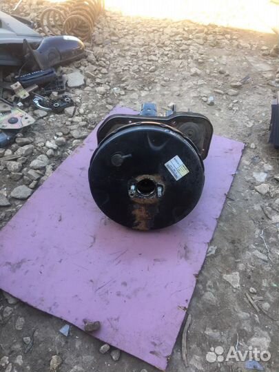 Вакуумный усилитель тормозов Peugeot 406